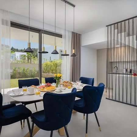 The Palms Villa Tkon