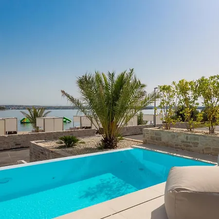 The Palms Villa Tkon