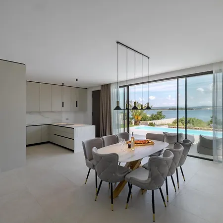 The Palms Villa Tkon