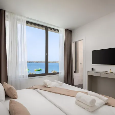The Palms Villa Tkon